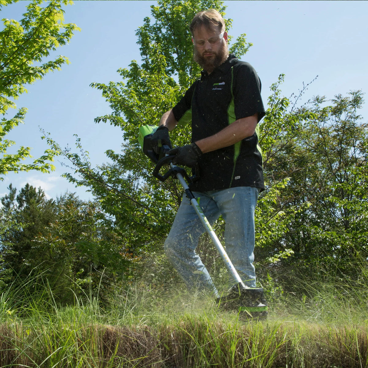 80V 16 Cordless String Trimmer with Battery & Charger Z905997