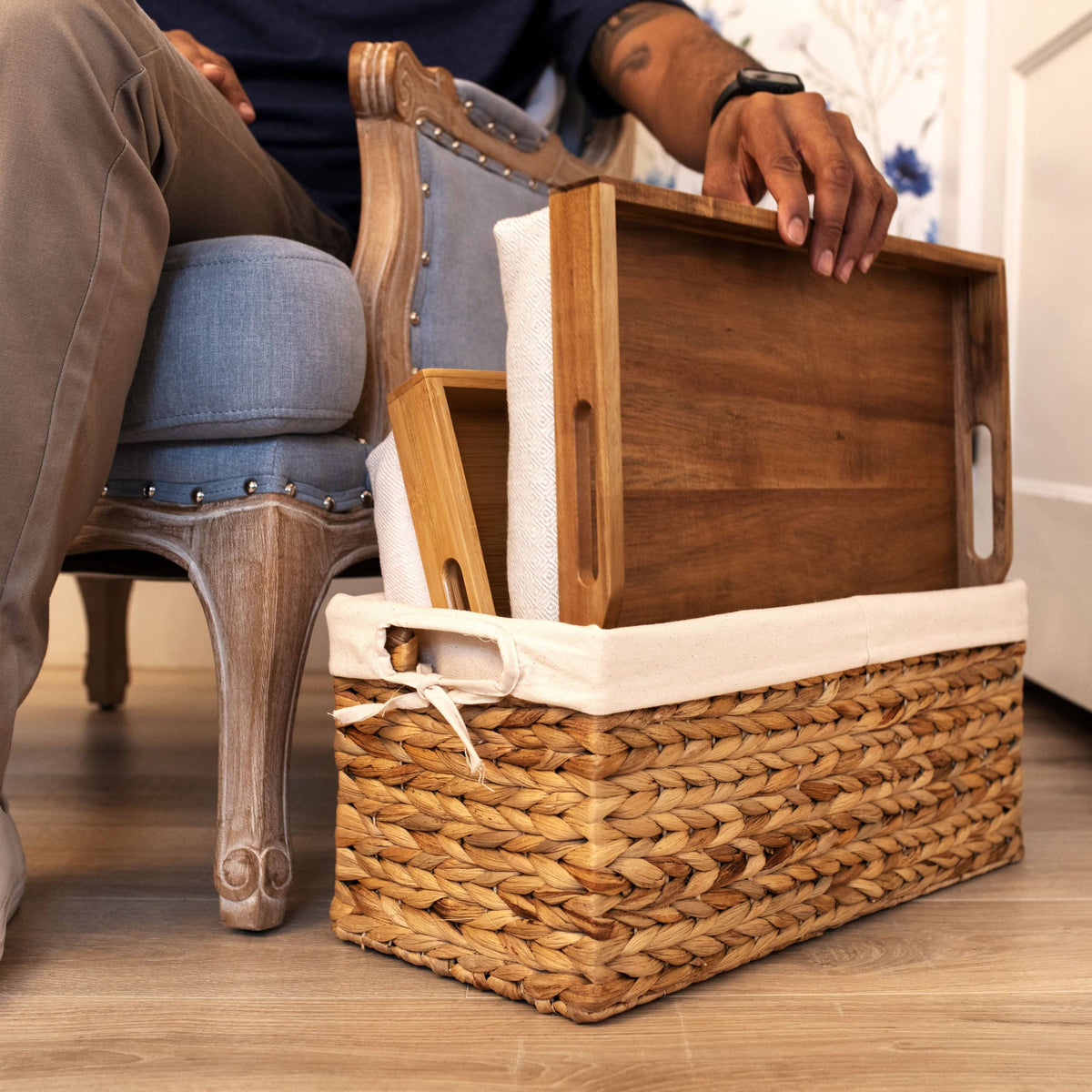 Set of 2 Acacia Lap Trays with Basket C974