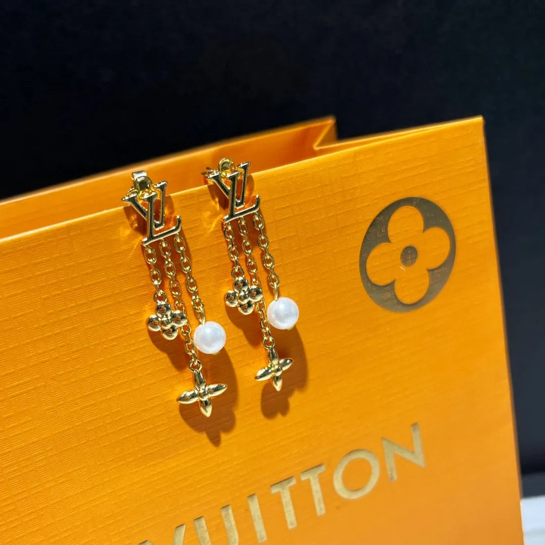 Earring F28452