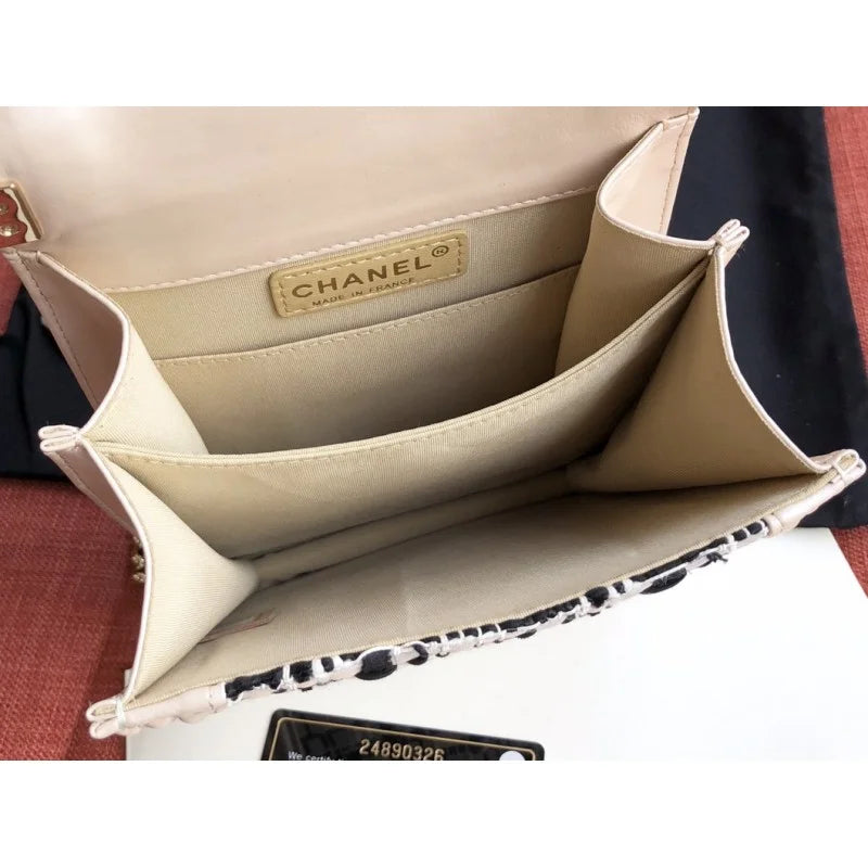 Chanel Handbag N451603