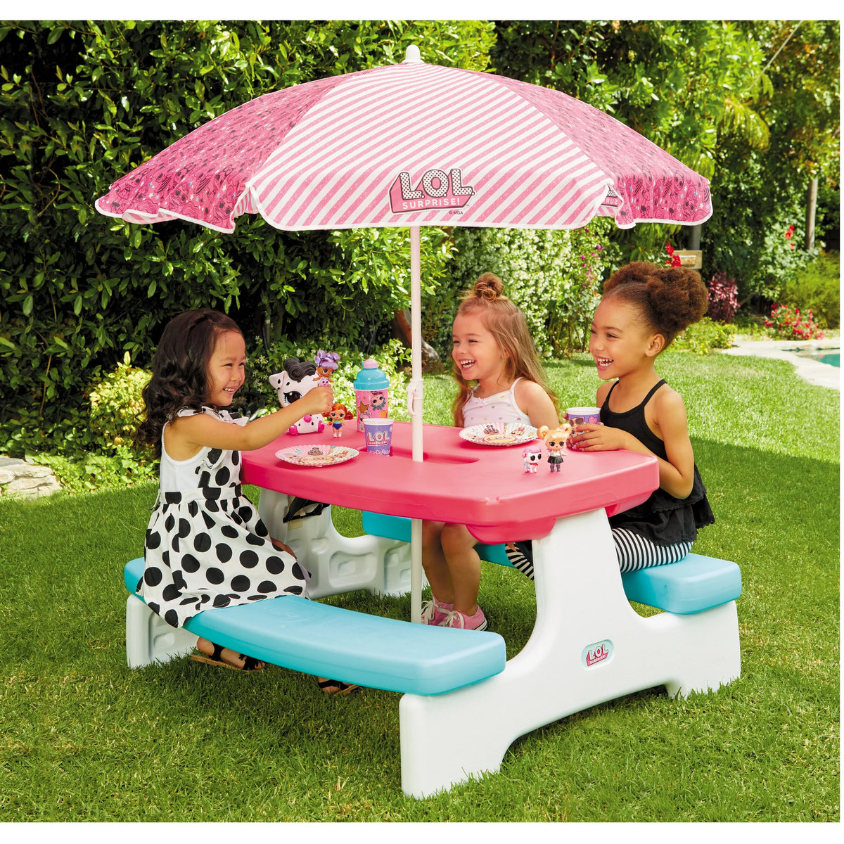Kids Picnic Table with Umbrella U649