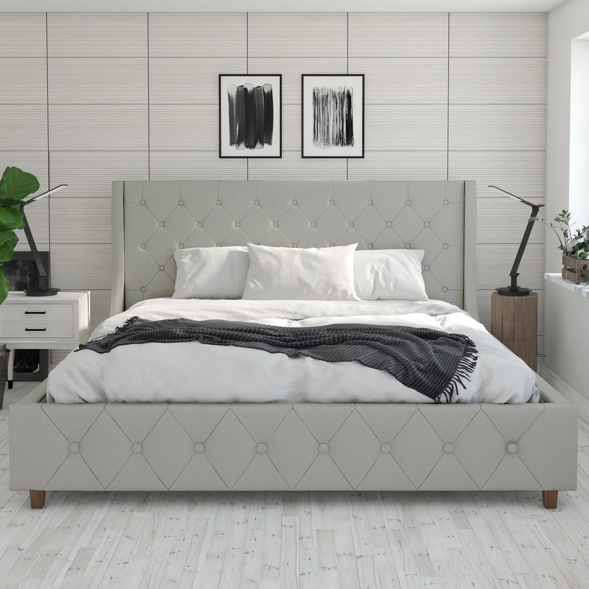 King Light Gray Linen Upholstered Bed V743508